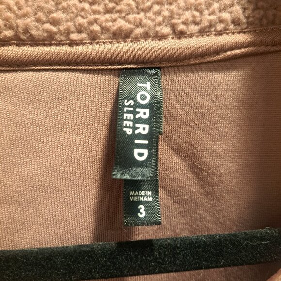 Torrid Mauve (Rose Taupe) Sherpa Lounge Funnel-Neck Zip Up Size 3 - Picture 4 of 8